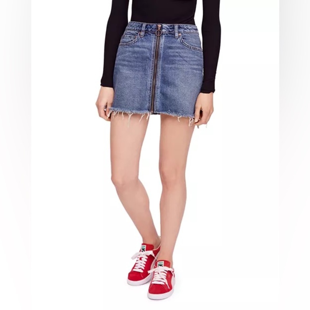 Free People We The Free Zip It Up Denim Mini Skirt A-Line Frayed Hem 31 NWT - Picture 9 of 12